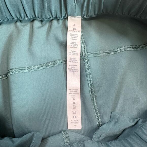 Lululemon Green Shorts Sz 4 Athletica High Rise Pull On WMNS Shortie Active Teal - Picture 5 of 5
